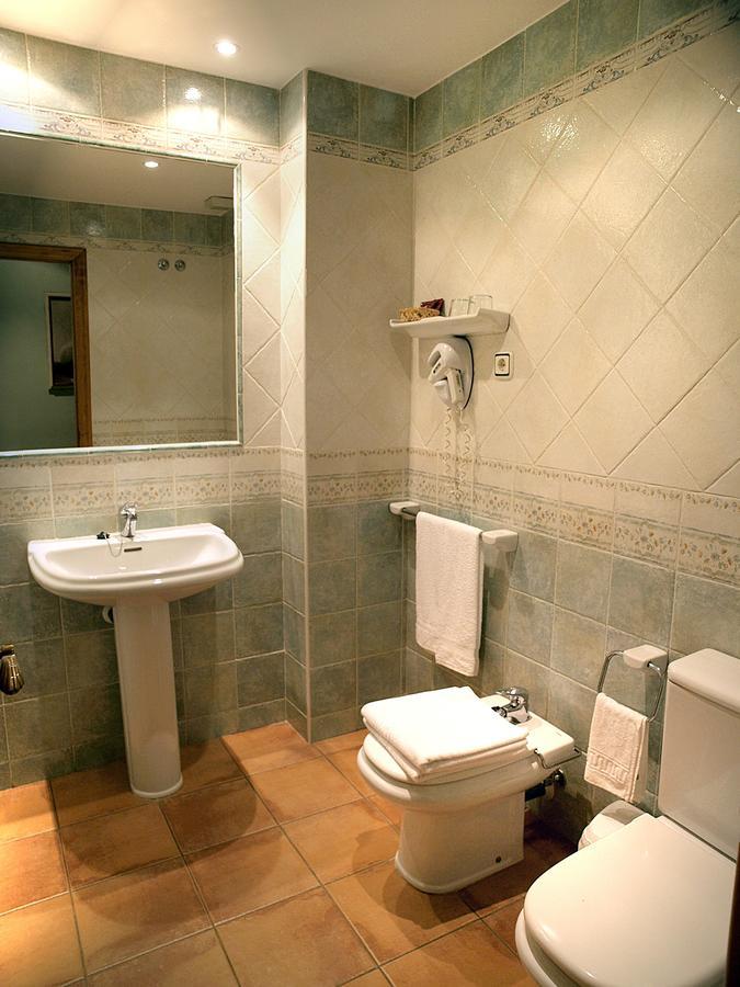 Aparta-Hotel Puertolas Escuer Quarto foto